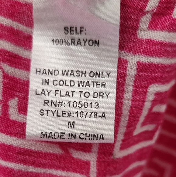 Impressions Pink and White Geometric Top - Picture 6 of 6